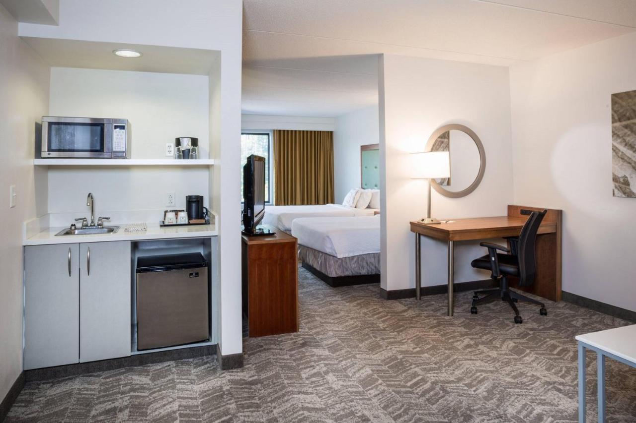 Springhill Suites Hampton Exterior foto
