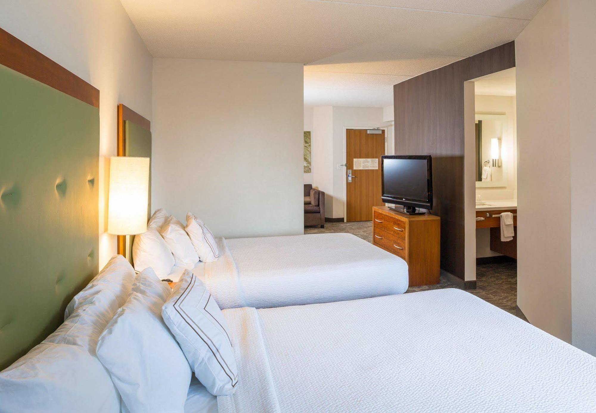 Springhill Suites Hampton Exterior foto